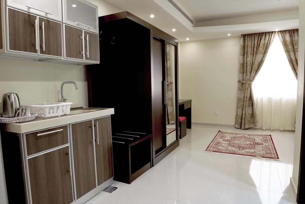 Rolana Furnished Apartments Джидда Екстер'єр фото